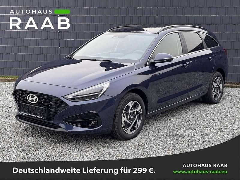 Sailing blue pearl Neu 2025 Hyundai i30 Kombi | 24.890 € (Superpreis) - Bild 1/4
