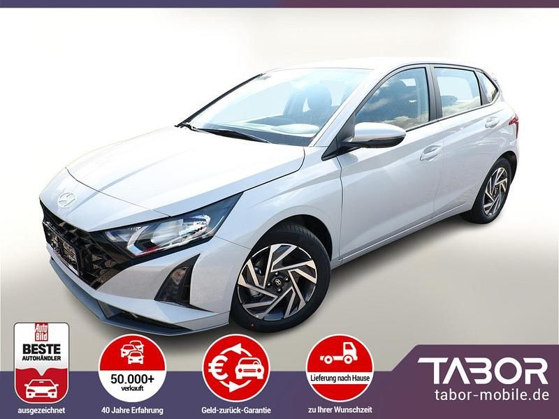 Grau metallic Neu 2025 Hyundai i20 Select Kleinwagen | 20.488 € (Guter Preis) - Bild 1/4