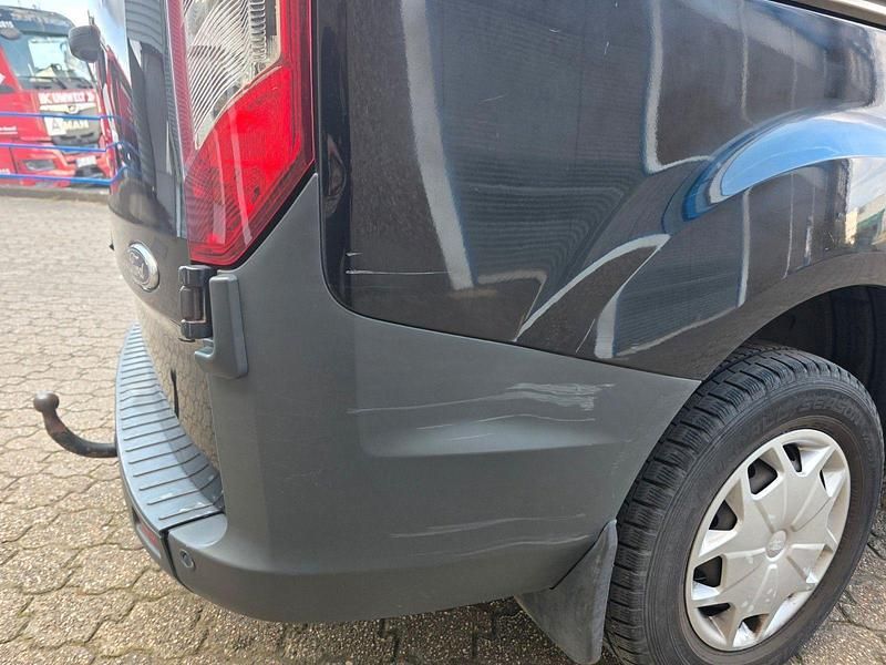 Używany Ford Transit Trend 125 KM (91 kW) 2015 Czarny Minivan