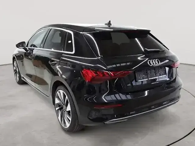 Second-hand Audi A3 Edition .1 116 CP (85 kW) 2021 Negru Berlinǎ