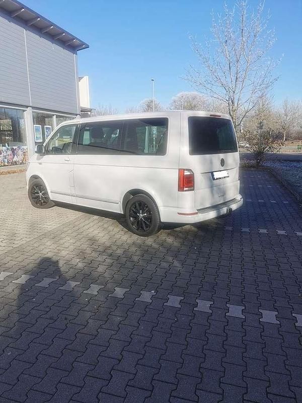 Gebraucht VW Multivan Comfortline 199 PS (146 kW) 2019 Weiß Van