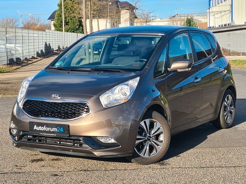 Beige Gebraucht 2016 Kia Venga 2 Kleinwagen | 7.250 € (Superpreis) - Bild 1/4