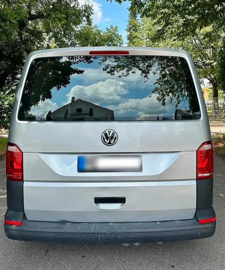 Gebraucht VW T5 102 PS (75 kW) 2015 Silber Van