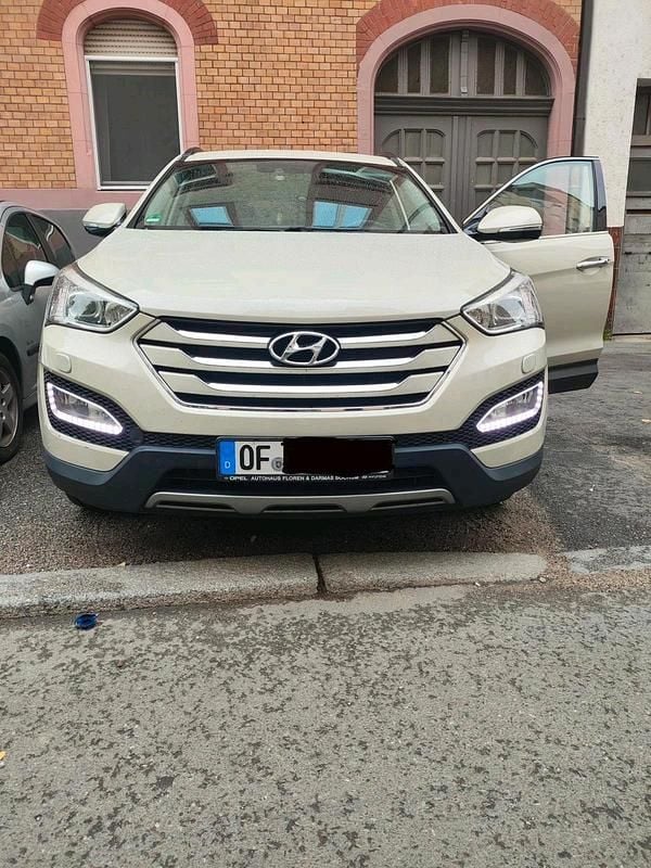 Gebraucht Hyundai Santa Fe 197 PS (144 kW) 2015 Gelb SUV