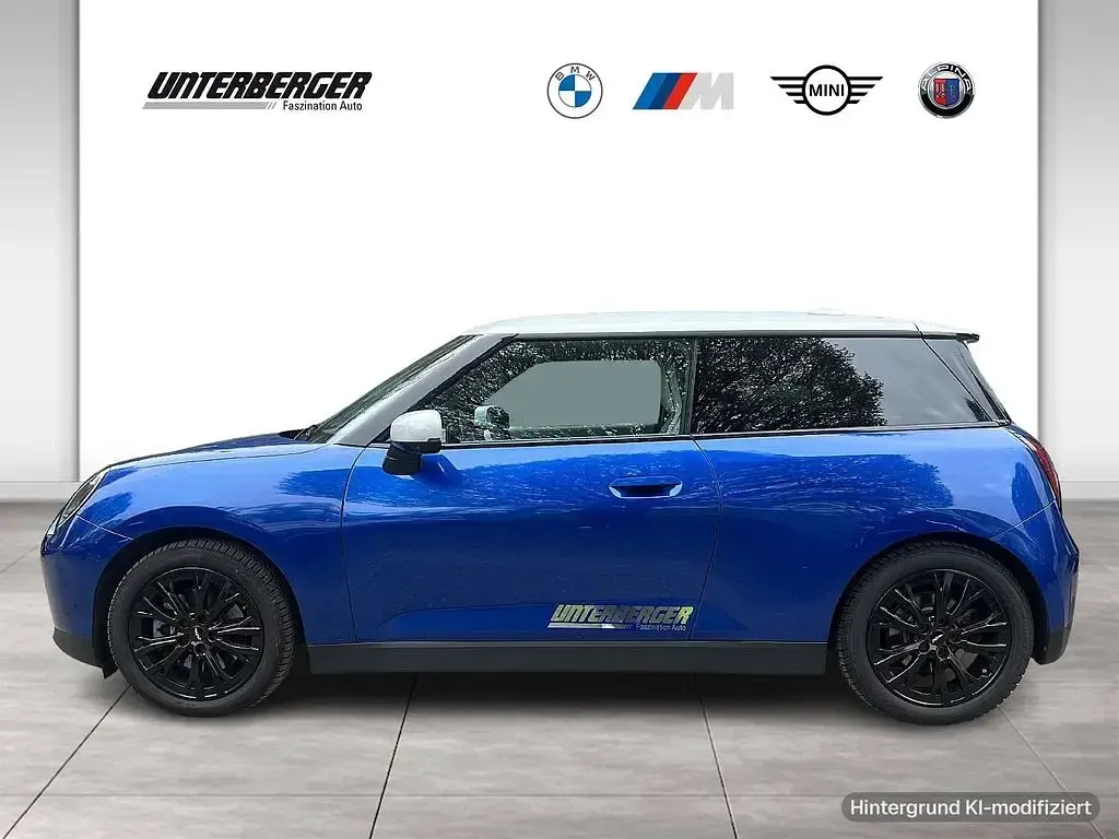 Gebraucht Mini Cooper SE 160 kW (218 PS) 2024 Blau Kleinwagen