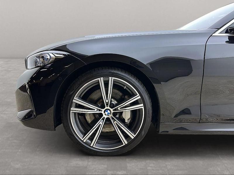 Gebraucht BMW 330 M Sport 245 PS (180 kW) 2024 Schwarz Limousine
