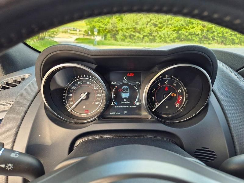 Schwarz Gebraucht 2017 Jaguar F-Type R-Dynamic Cabrio | 34.900 € (Superpreis) - Bild 1/4