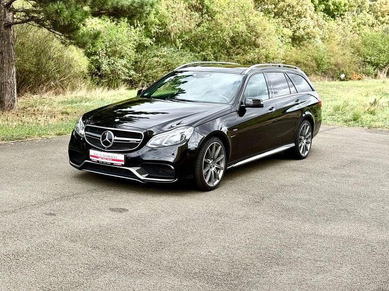 Schwarz Gebraucht 2015 Mercedes E63 AMG AMG Limousine | 30.990 € (Guter Preis) - Bild 1/4