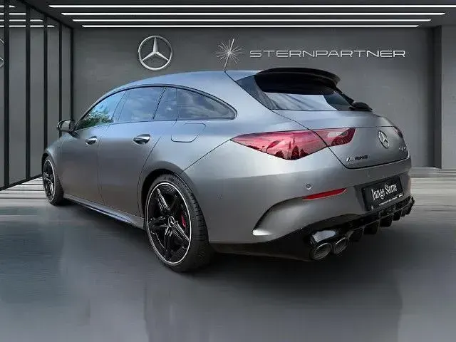 Gebraucht Mercedes CLA45 AMG AMG 421 PS (309 kW) 2024 Coupé