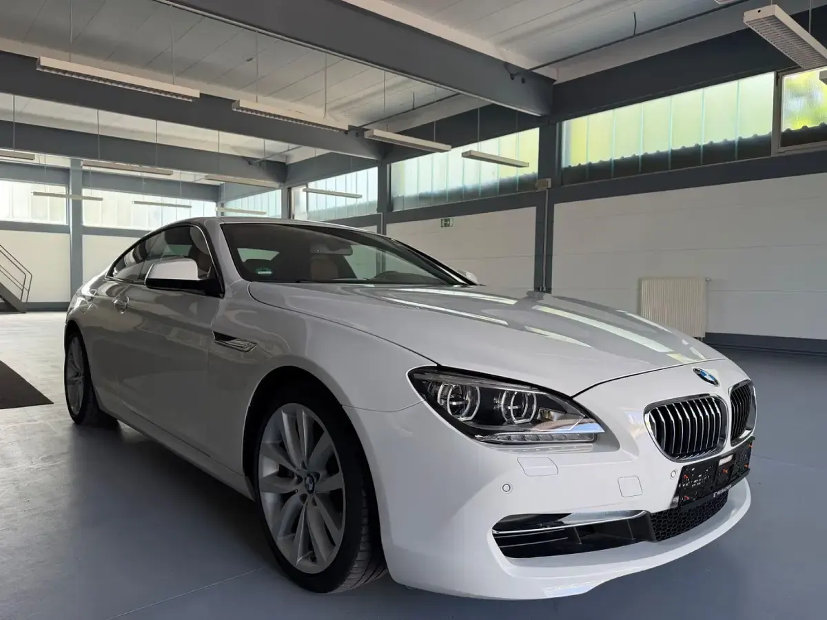 Gebraucht BMW 650 Shadowline 408 PS (300 kW) 2011 Weiß Coupé