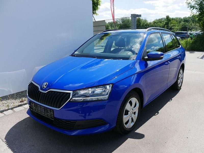Blau Gebraucht 2019 Skoda Fabia Active Kombi | 10.990 € (Guter Preis) - Bild 1/4