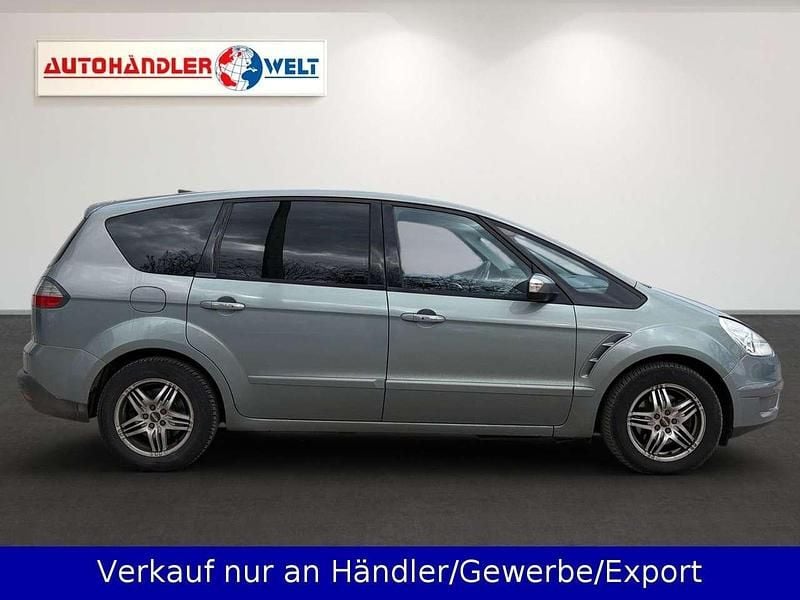 Usado Ford S-MAX S 140 HP (102 kW) 2009 Cinzento Monovolume