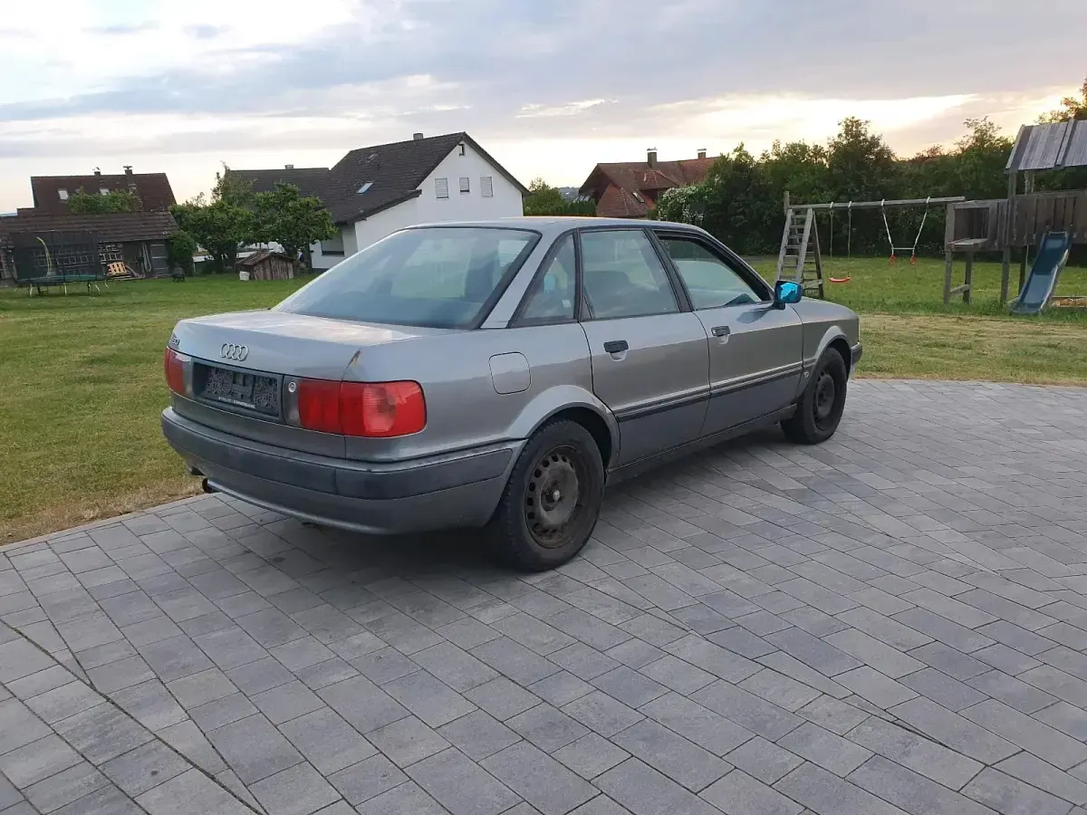 Gebraucht Audi 80 90 PS (66 kW) 1993 Limousine