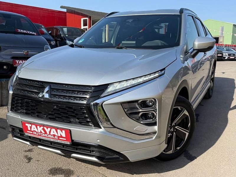 Gebraucht Mitsubishi Eclipse Cross Plus 98 PS (72 kW) 2022 Silber SUV