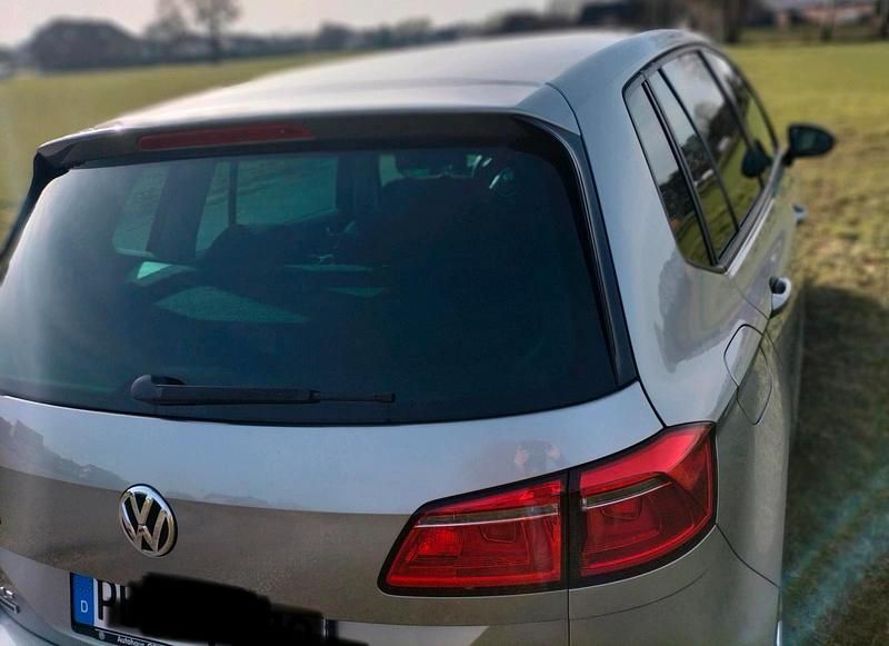 Gebraucht VW Golf VII LOUNGE 125 PS (91 kW) 2015 Silber Limousine