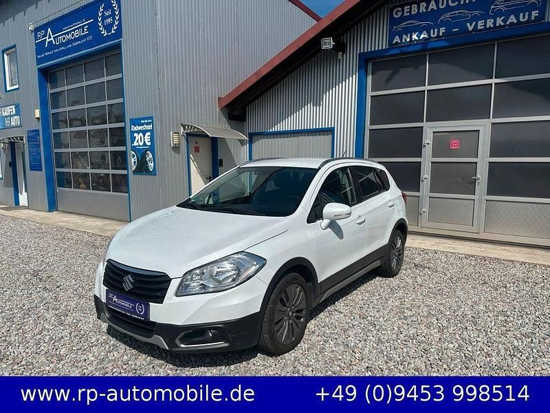 Weiß Gebraucht 2016 Suzuki SX4 S-Cross Comfort SUV | 11.500 € (Etwas zu teuer) - Bild 1/4