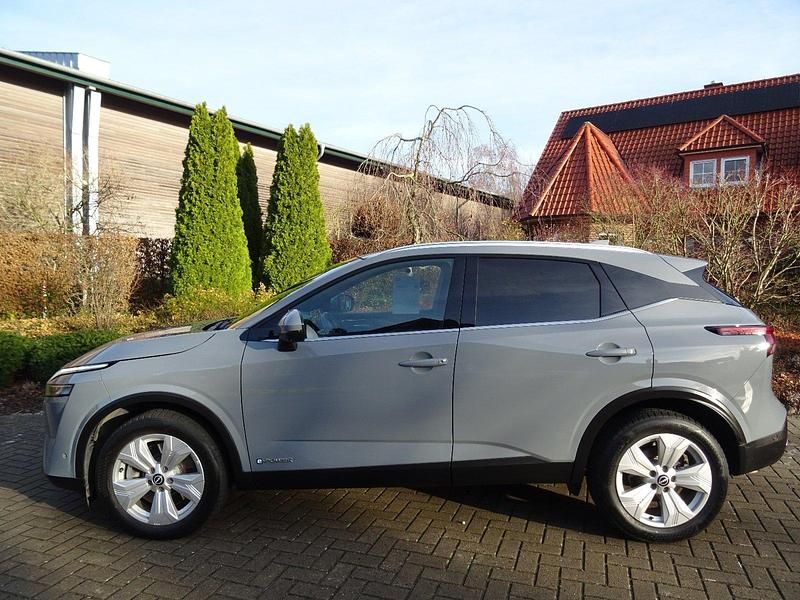 Gebraucht Nissan Qashqai Tekna 158 PS (116 kW) 2023 Ceramic grey SUV