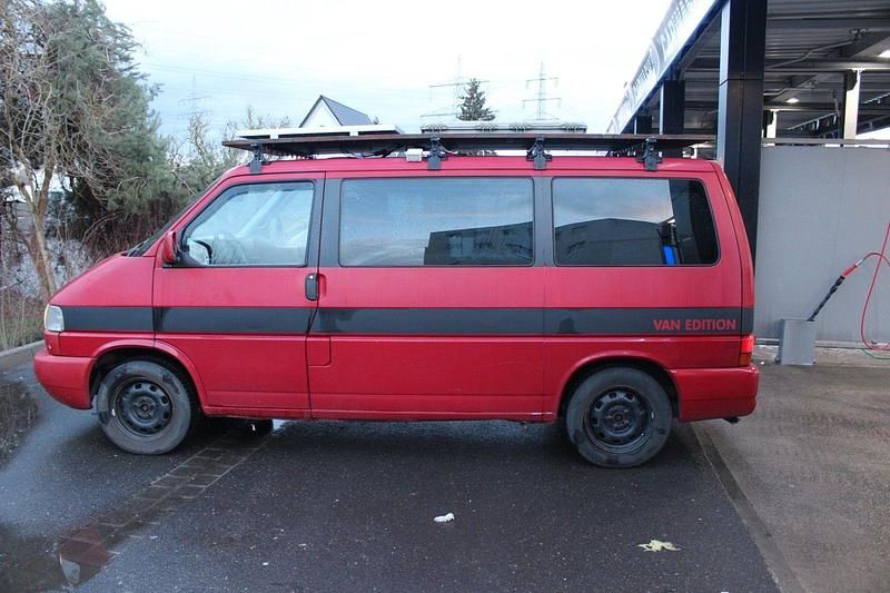 Gebraucht VW T4 75 PS (55 kW) 1997 Rot Van