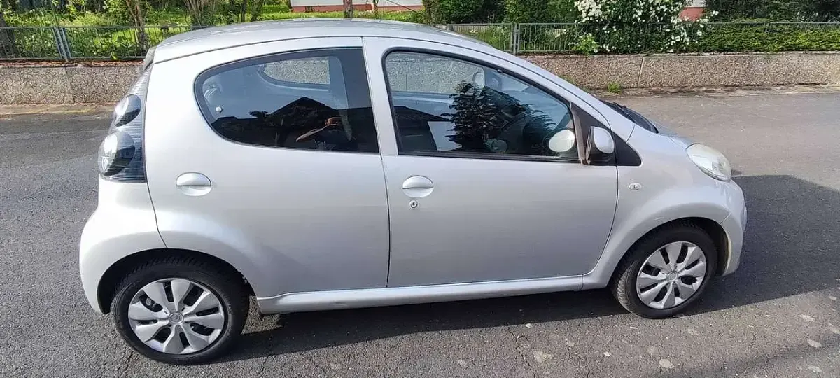 Gebraucht Citroën C1 Advance 68 PS (50 kW) 2011 Grau Kleinwagen