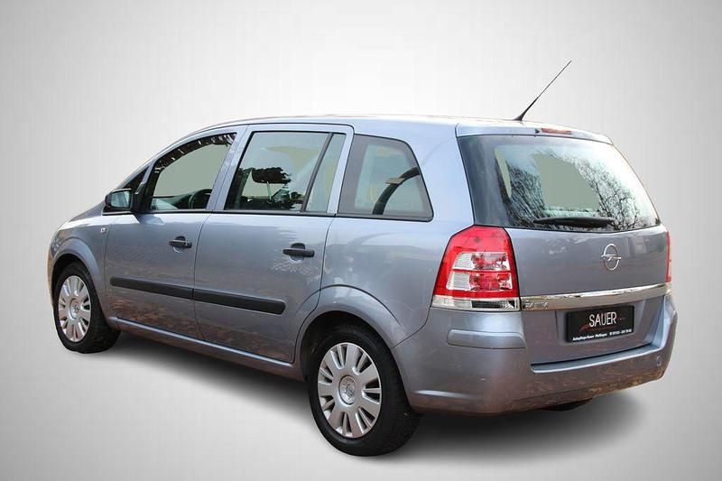 Gebraucht Opel Zafira Selection 140 PS (102 kW) 2009 Silber Van / Kleinbus