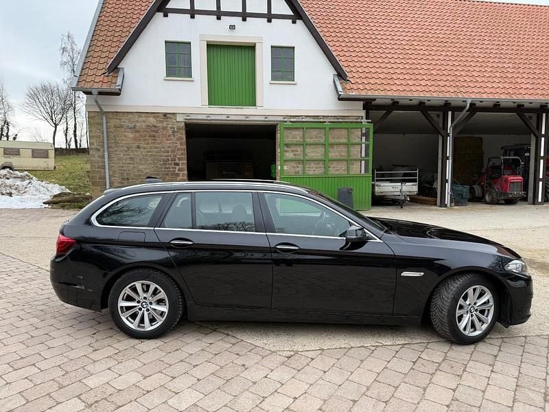 Gebraucht BMW 520 186 PS (136 kW) 2014 Schwarz Kombi