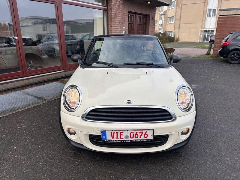 Gebraucht Mini One Cabriolet 98 PS (72 kW) 2012 Weiß Cabrio