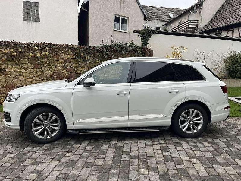 Weiß Gebraucht 2016 Audi Q7 SUV | 30.900 € (Superpreis) - Bild 1/3
