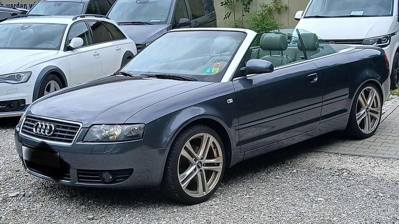 Grau Gebraucht 2005 Audi A4 Cabriolet Sport Cabrio | 4.500 € (Superpreis) - Bild 1/4