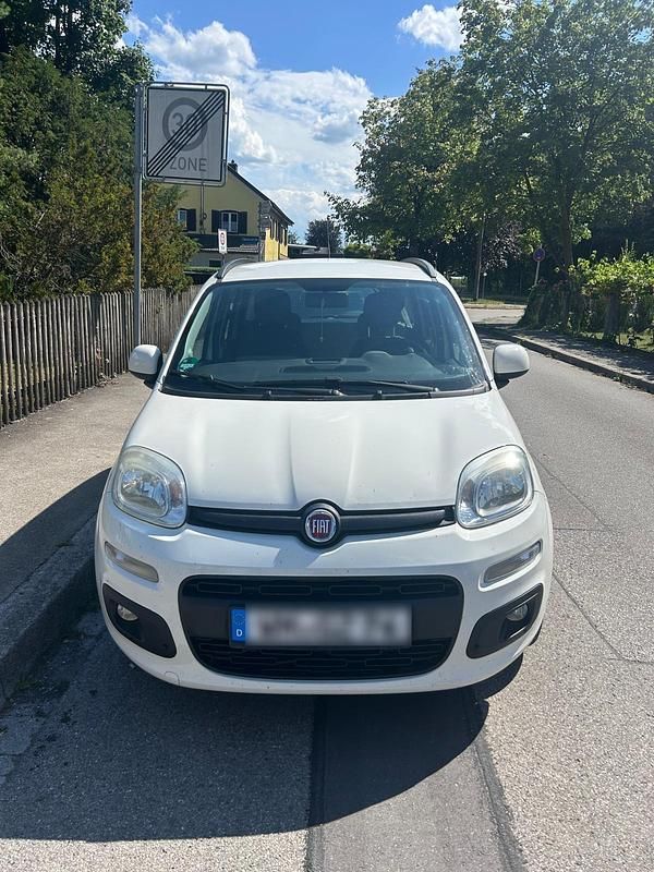 Weiß Gebraucht 2013 Fiat Panda Kleinwagen | 5.500 € (Guter Preis) - Bild 1/4