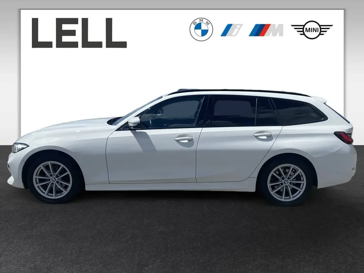 Gebraucht BMW 318 Sport Line 150 PS (110 kW) 2023 Weiß Kombi