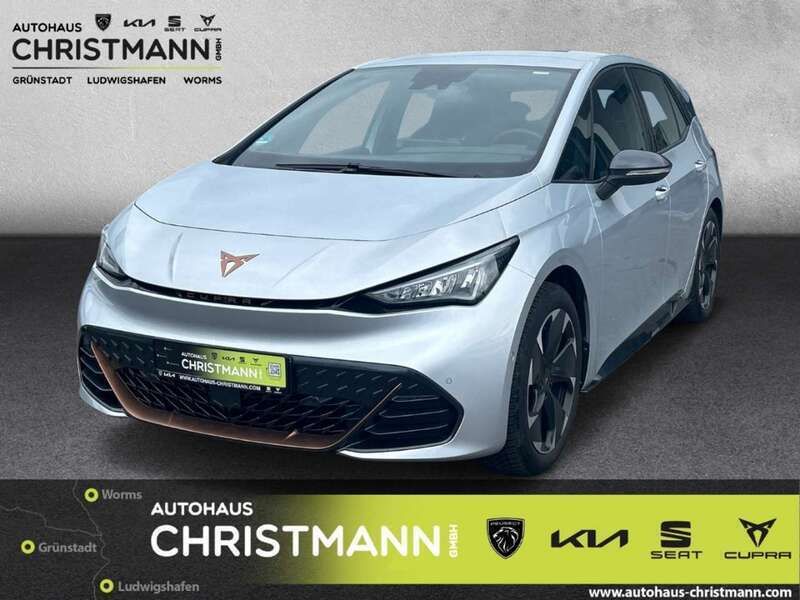 Geysirsilber Gebraucht 2022 Cupra Born Basis Kleinwagen | 28.790 € (Fairer Preis) - Bild 1/4