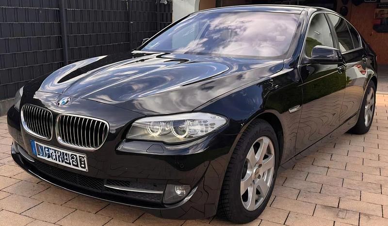 Schwarz Gebraucht 2010 BMW 530 Gran Turismo Limousine | 13.000 € (Fairer Preis) - Bild 1/4