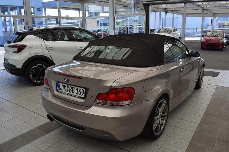 Gebraucht BMW 135 Cabriolet Comfort Edition 306 PS (225 kW) 2009 Braun Cabrio