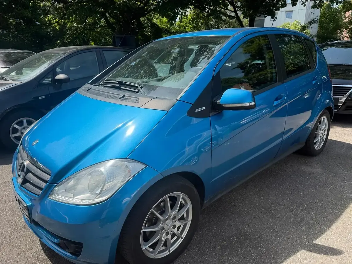 Gebraucht Mercedes A170 116 PS (85 kW) 2009 Blau Limousine
