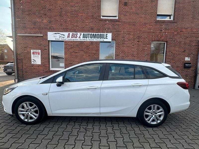 Gebraucht Opel Astra Edition 95 PS (69 kW) 2017 Weiß Kombi