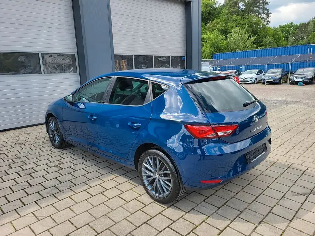 Gebraucht Seat Leon CONNECT 125 PS (91 kW) 2016 Blau Limousine