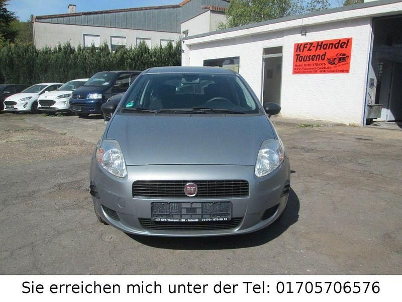 Gebraucht Fiat Grande Punto 69 PS (50 kW) 2012 Grau Kleinwagen