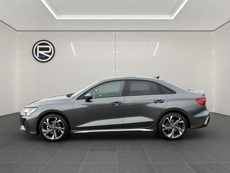Gebraucht Audi A3 S-Line 150 PS (110 kW) 2025 Grau Limousine