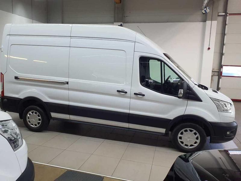 Gebraucht Ford Transit Trend 130 PS (95 kW) 2021 Frostweiß Pickup