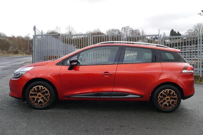 Gebraucht Renault Clio IV Dynamique 90 PS (66 kW) 2015 Orange Limousine