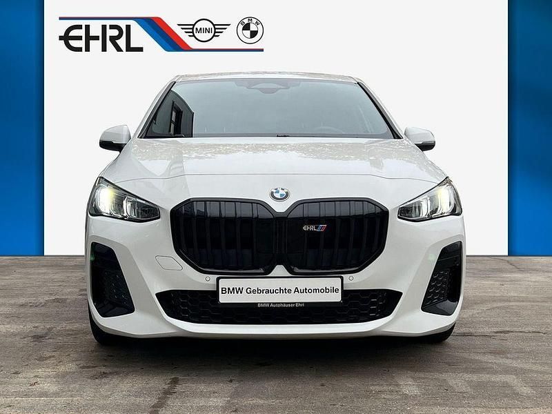 Gebraucht BMW 220 Active Tourer M Sport 170 PS (125 kW) 2023 Weiß Van / Kleinbus