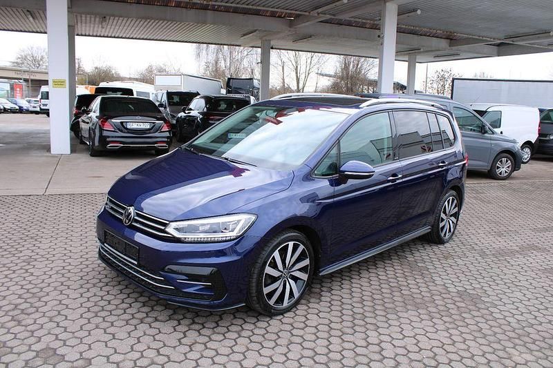 Gebraucht VW Touran R-line 150 PS (110 kW) 2020 Atlantic blue Van / Kleinbus