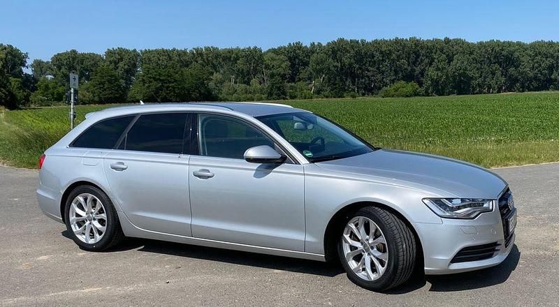 Silber Gebraucht 2014 Audi A6 Comfort Kombi | 13.900 € (Guter Preis) - Bild 1/4