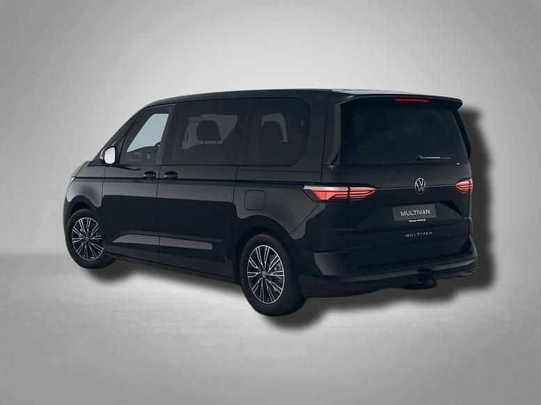 Neu VW Multivan Business 150 PS (110 kW) 2025 Deepblack perleffekt Van