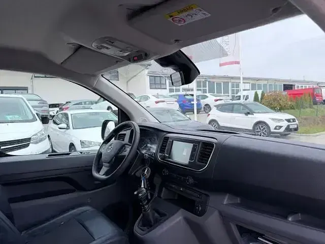 Gebraucht Opel Vivaro-e Combi Edition 122 PS (89 kW) 2020 Weiß Van / Kleinbus