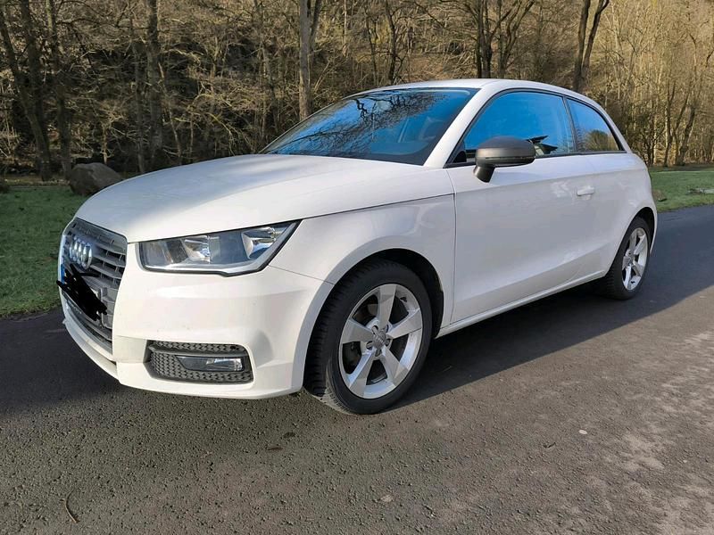 Gebraucht Audi A1 Sport 82 PS (60 kW) 2016 Weiß Kleinwagen