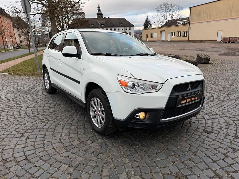 Gebraucht Mitsubishi ASX Invite 150 PS (110 kW) 2011 Weiß SUV