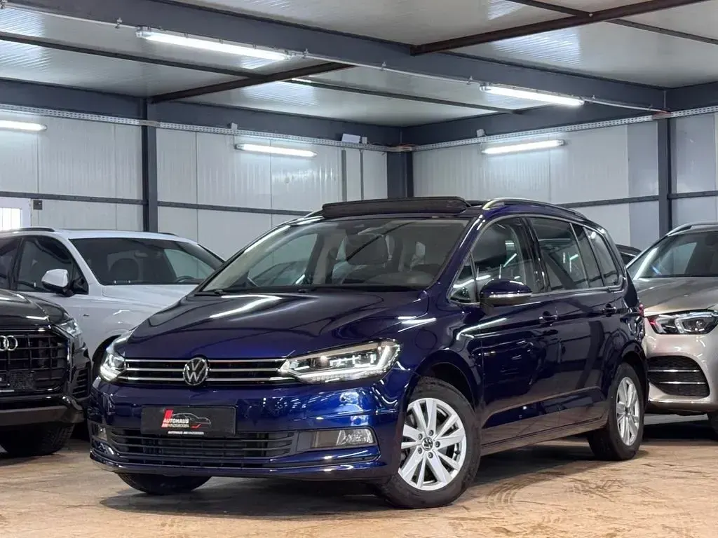 Gebraucht VW Touran Comfortline 150 PS (110 kW) 2024 Atlantic blue Van / Kleinbus