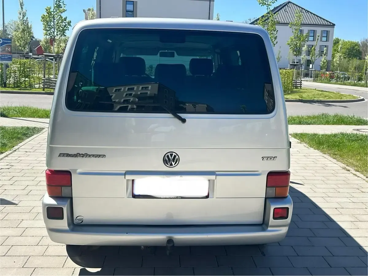 Usata VW Multivan 100 CV (73 kW) 2000 Argento Monovolume