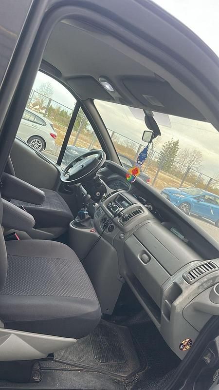 Brugt Renault Trafic 150 HK (110 kW) 2007 Grå MPV